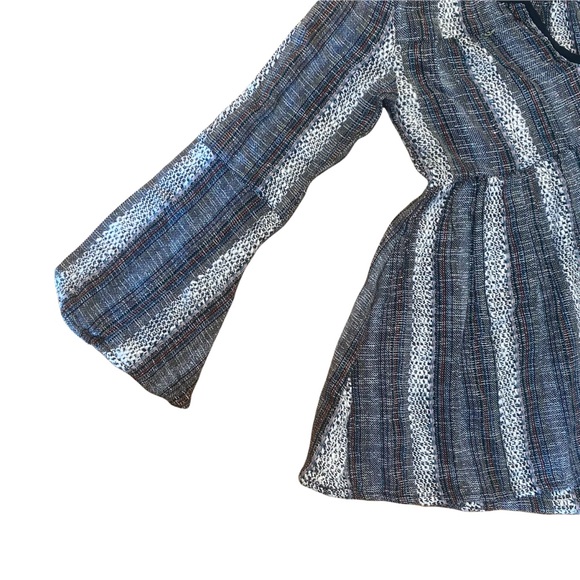 ALTAR’D STATE boho notch v-neck boho peasant pullover top size small NWOT - Picture 4 of 5